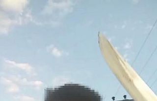 Bıçakla ağır yaraladığı eşinin hesabından...