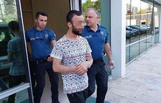 Bıçaklı yaralama ve gasp şüphelisi tutuklandı