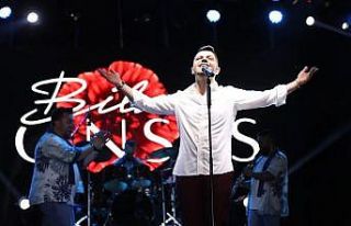 Bilal Sonses, sevilen şarkılarını Gebzeliler için...