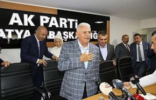 Binali Yıldırım: ’’Vesayetlerle, darbelerle...