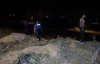 ‘Bir kişiyi bıçaklayıp minibüsten attılar’...