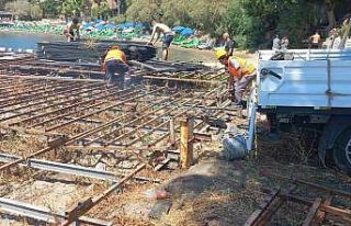 Bodrum’da kaçak iskelelerin kaldırılması sürüyor