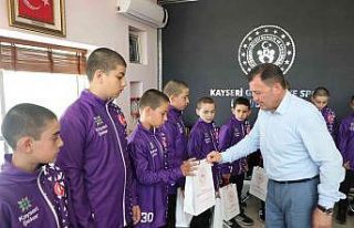 Bünyanlı Basketbolculardan Ali İhsan Kabakcı’ya...