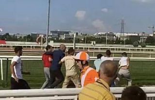 Bursa Hipodromu’ndaki seyislerin tekmeli yumrulu...