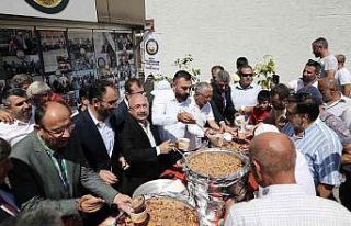 Bursa’da aşure kazanları birlik beraberlik için...