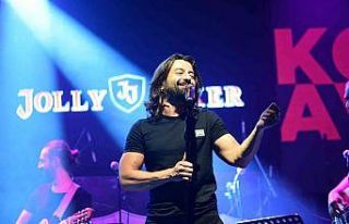 Bursalılar bayramı Koray Avcı ile karşıladı