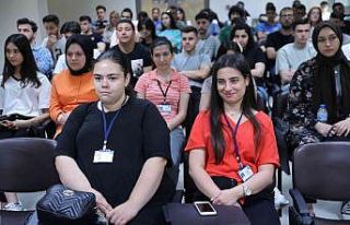 Büyükşehir’de stajyerlere oryantasyon eğitimi