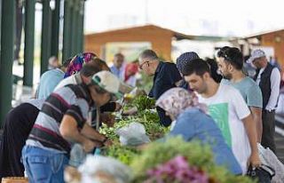 Büyükşehir’in ’doğal ürünler bahçesi pazarı’...