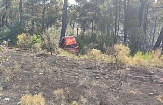 Çanakkale’de kaza sonrası çıkan yangın kontrol...