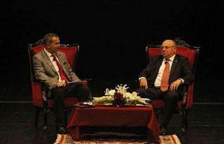 Darbe girişiminin seyrini değiştiren vali Sivas’ta...