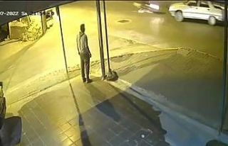 Dikkatsizliğin yol açtığı kaza kameralara yansıdı