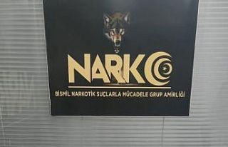 Diyarbakır’da otomobilde 4 kilogram uyuşturucu...
