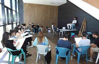 Diyarbakırlı gençler sanat kurslarıyla yazı dolu...