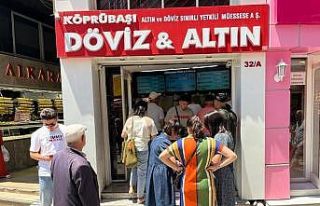 Döviz bürolarında gurbetçi yoğunluğu