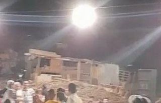 Düğünde çıkan kavgada yumruk ve tekmeler havada...