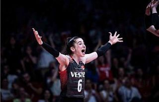 Eczacıbaşı’nın başarılı oyuncuları Milletler...