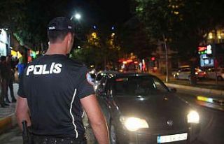 Elazığ’da denetimler gece boyu sürdü