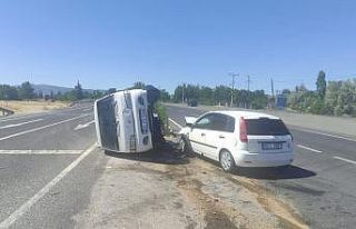 Elazığ’da pikap ile kamyonet çarpıştı: 1 yaralı