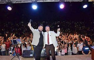 Emet’te Hüseyin Kağıt coşkusu