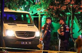 Eşi ve sevgilisini öldüren kocanın vurduğu anne...