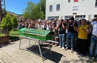 Evinde ölü bulunan gurbetçi toprağa verildi: Torunu...