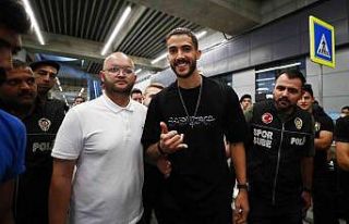 Fenerbahçe’nin anlaşmaya vardığı Gustavo Henrique...