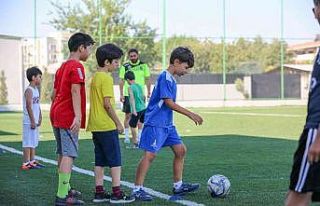 Futbolun genç yetenekleri Buca’da keşfediliyor