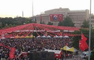 Gaziantep’te binler demokrasi nöbetinde buluştu
