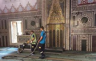 Gebze’de cami ve ibadethaneler bayrama hazırlanıyor