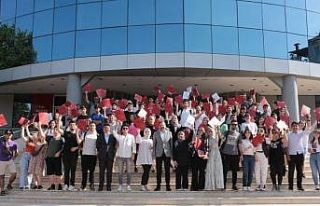 Geleceğin diplomatları Gürsu’dan yetişiyor