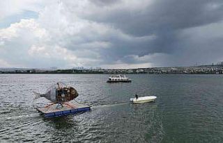 Geri dönüşümle oluşturulan ‘Balık Heykel’...