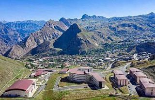 Hakkari Üniversitesi 7 bölümde ilk defa öğrenci...