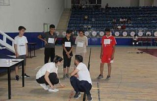 Hakkari’de öğrenciler spor lisesine girmek için...