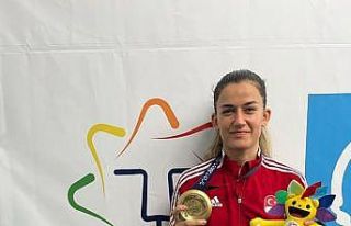 Hatice Akbaş’tan altın madalya