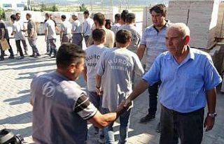 Hürok Mermer’de bayramlaşma coşkusu