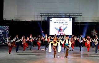 İnegöl Belediyesi Halk Dansları Topluluğundan...