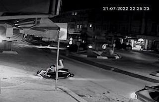 Islak yol kazalara sebep oldu