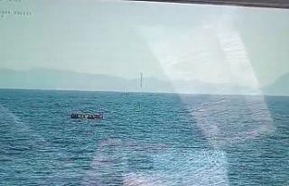 İzmir açıklarında 104 düzensiz göçmen kurtarıldı