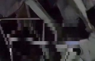 İzmir’de çekiciye çarpan araç hurdaya döndü:...