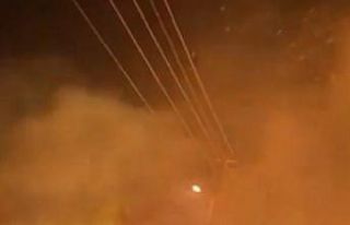 İzmir’de evlere yakın noktada yangın