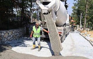 İzmit’te 7 bin metrekare baskı beton çalışması...