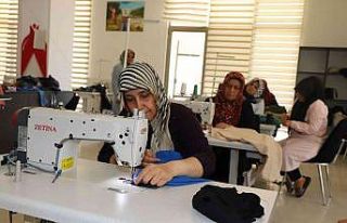 Kadınlar kültür merkezinde meslek ediniyor