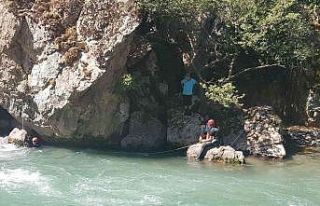 Kayıp hemşireyi arama çalışmaları kara, hava...