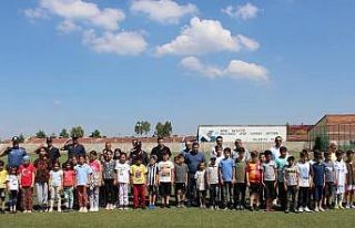 Kaymakam Altay, 7’den 70’e bütün vatandaşları...
