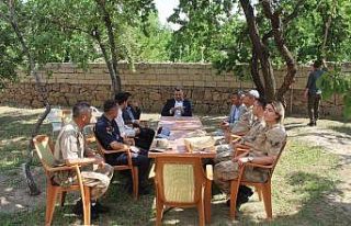 Kaymakam Savar’dan şehit ve gazi ailelerine bayram...