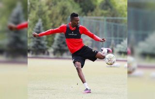 Kayserispor, Mensah’a kavuşuyor