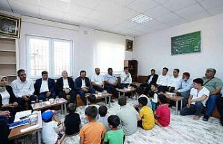 Kırsal mahalleleri gezdiler vatandaşları dinlediler