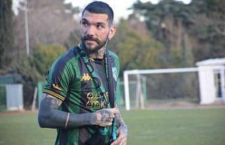 Kocaelispor’da Kolovos’un da sözleşmesi feshedildi