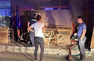 Koltuk imalathanesinde korkutan yangın
