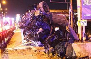 Kontrolden çıkan otomobil takla attı: 1’i ağır...